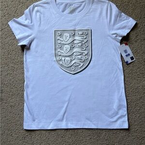White T-Shirt with Embossed Lion Crest